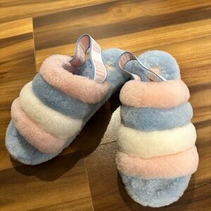 Womens Ugg’s slippers